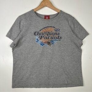 Nfl Football Patriots Shirts Womens Size XL Sports For Her Tee Short Sleeve Grey